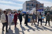 Karaburun Kadın Platformu meydanları sloganlarıyla çınlattı